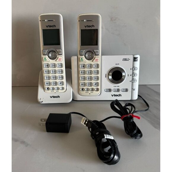 VTech DS6722-3 DECT 6.0 3-Handset Cordless Phone with Digital Answering System - Picture 1 of 11